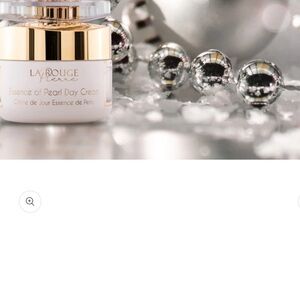 Essence of Pearl Day -